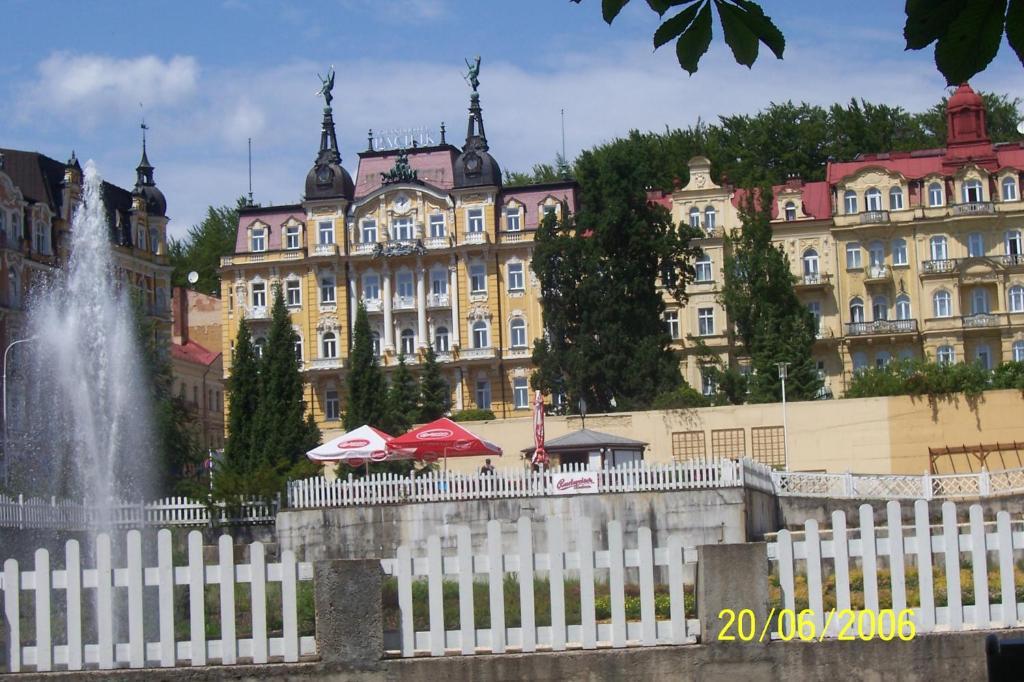 Topapartmany Lesni Марианске-Лазне Экстерьер фото